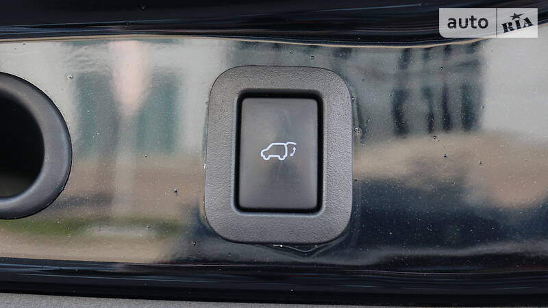 Універсал Toyota Highlander 2015 в Києві фото 18 Універсал Toyota Highlander 2015 в Києві