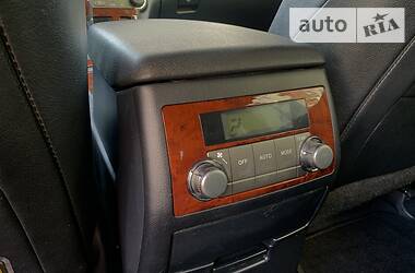 Позашляховик / Кросовер Toyota Highlander 2012 в 