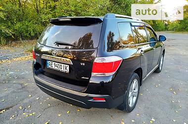 Внедорожник / Кроссовер Toyota Highlander 2012 в Кривом Роге