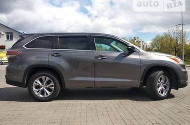 Универсал Toyota Highlander 2014 в Киеве