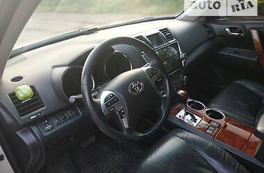 Позашляховик / Кросовер Toyota Highlander 2011 в Врадіївці