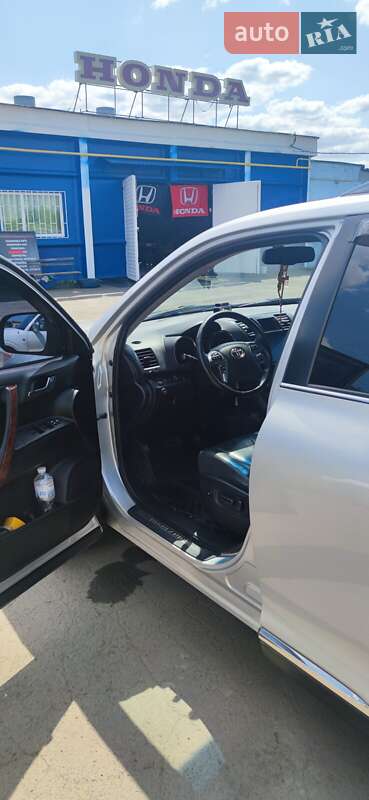 Універсал Toyota Highlander 2011 в Одесі
