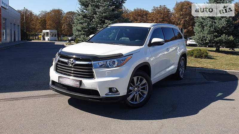 Toyota Highlander Premium