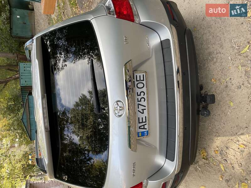 Позашляховик / Кросовер Toyota Highlander 2011 в Кривому Розі