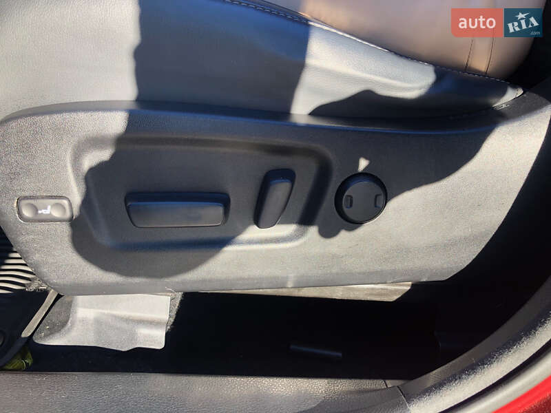 Внедорожник / Кроссовер Toyota Highlander 2017 в Бориславе