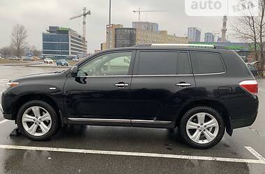 Внедорожник / Кроссовер Toyota Highlander 2013 в Киеве