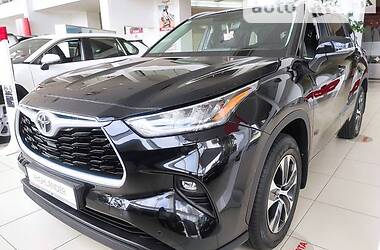 Позашляховик / Кросовер Toyota Highlander 2021 в Черкасах