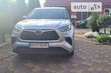 Внедорожник / Кроссовер Toyota Highlander 2020 в Ужгороде