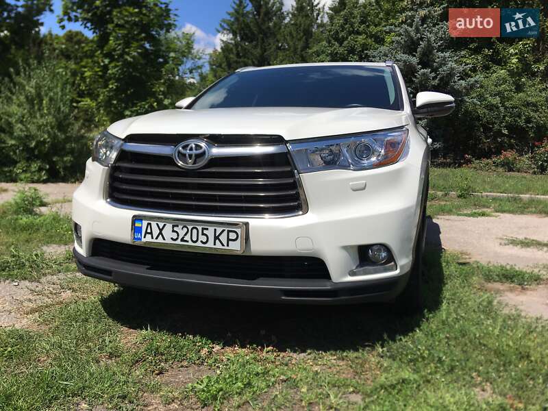 Позашляховик / Кросовер Toyota Highlander 2014 в Харкові
