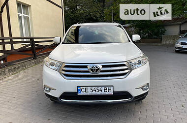 Позашляховик / Кросовер Toyota Highlander 2012 в Чернівцях