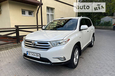 Позашляховик / Кросовер Toyota Highlander 2012 в Чернівцях