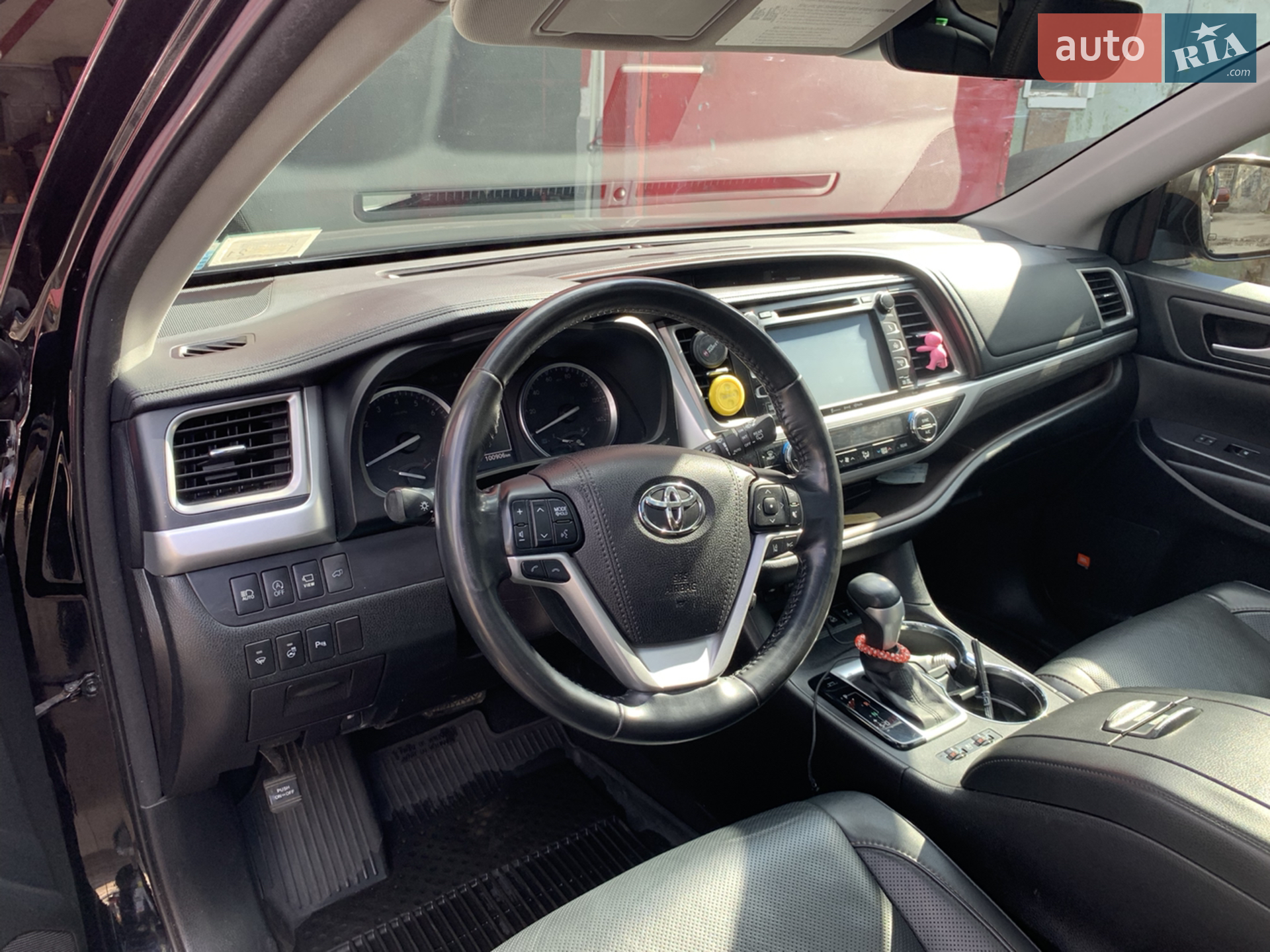 2017 Toyota Highlander - мініатюра 8
