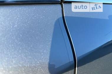 Позашляховик / Кросовер Toyota Highlander 2015 в 