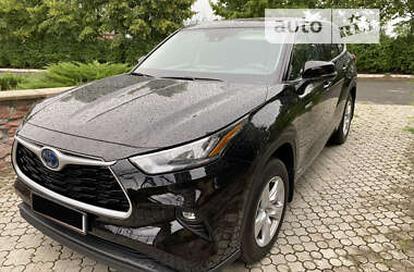 Внедорожник / Кроссовер Toyota Highlander 2020 в Киеве