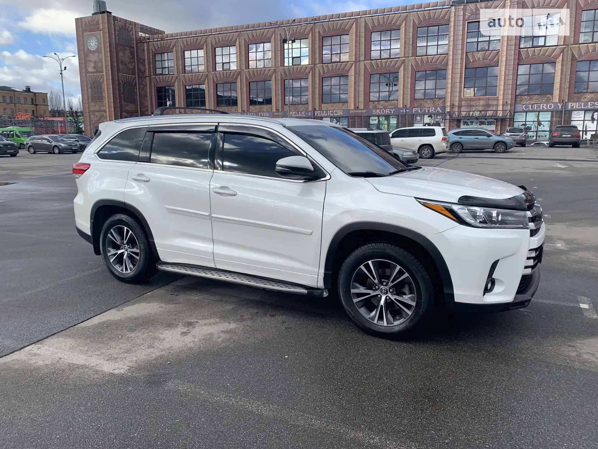 2016 Toyota Highlander - мініатюра 3