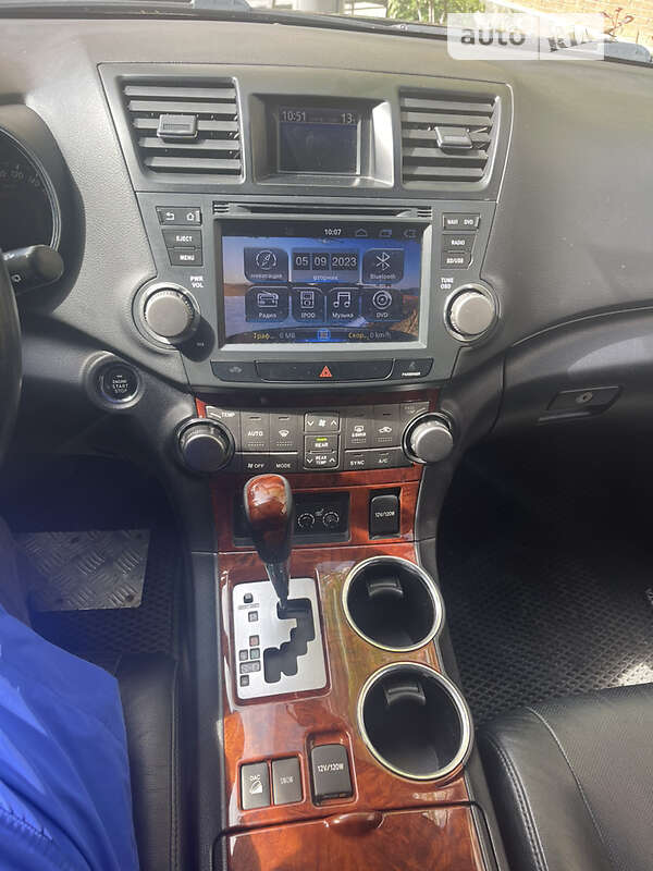 Позашляховик / Кросовер Toyota Highlander 2010 в Харкові фото 11 Позашляховик / Кросовер Toyota Highlander 2010 в Харкові