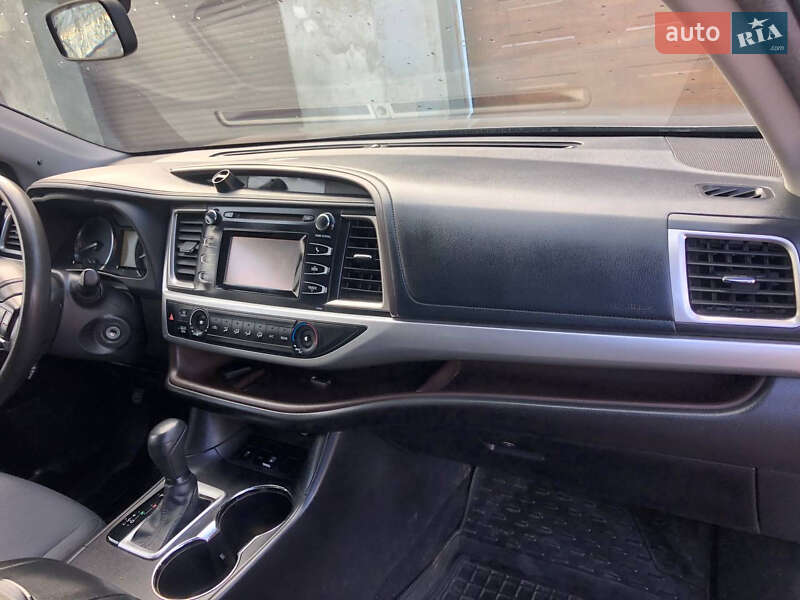 Позашляховик / Кросовер Toyota Highlander 2014 в Одесі фото 4 Позашляховик / Кросовер Toyota Highlander 2014 в Одесі