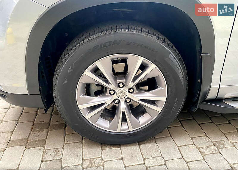 Внедорожник / Кроссовер Toyota Highlander 2014 в Львове фото 5 Внедорожник / Кроссовер Toyota Highlander 2014 в Львове