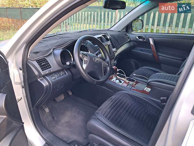 Позашляховик / Кросовер Toyota Highlander 2011 в Дніпрі фото 5 Позашляховик / Кросовер Toyota Highlander 2011 в Дніпрі