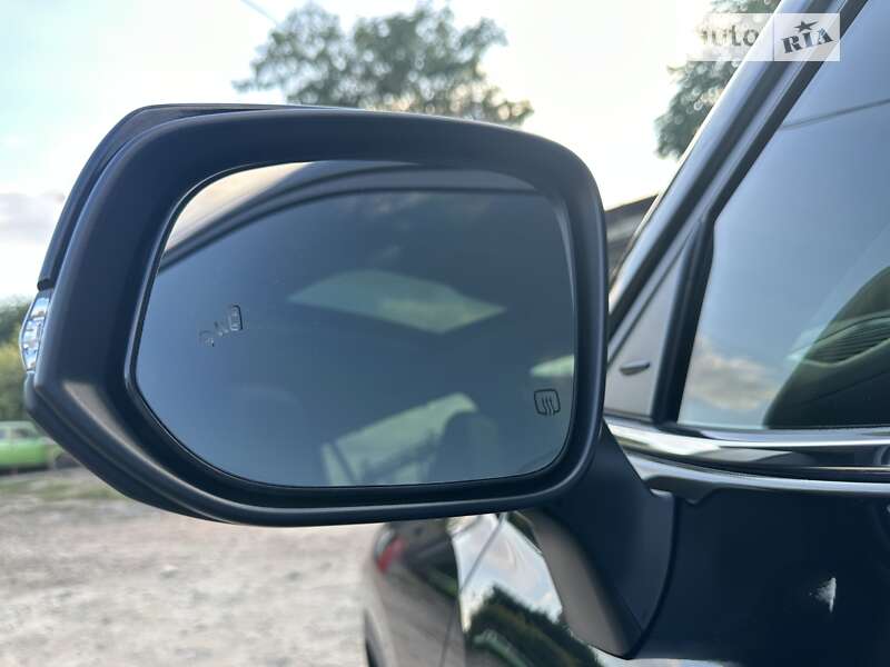 Внедорожник / Кроссовер Toyota Highlander 2022 в Одессе