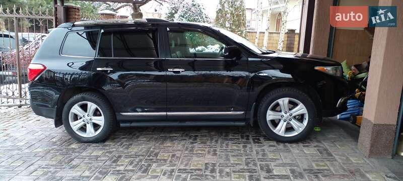 Toyota Highlander 2011