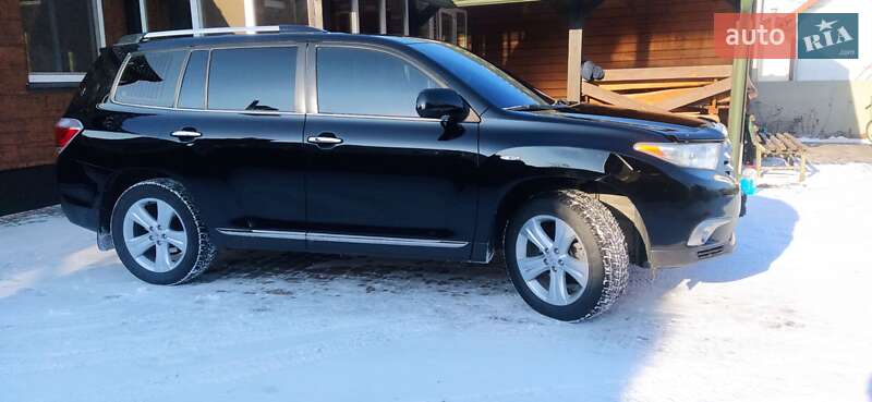 Внедорожник / Кроссовер Toyota Highlander 2010 в Ковеле