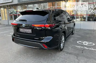 Toyota Highlander 2022