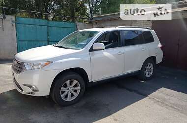 Позашляховик / Кросовер Toyota Highlander 2013 в Харкові