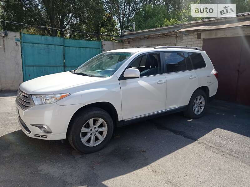 Позашляховик / Кросовер Toyota Highlander 2013 в Харкові