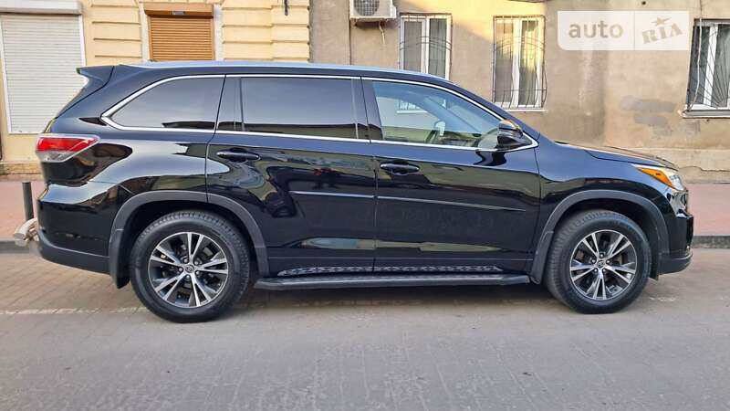 Внедорожник / Кроссовер Toyota Highlander 2015 в Одессе