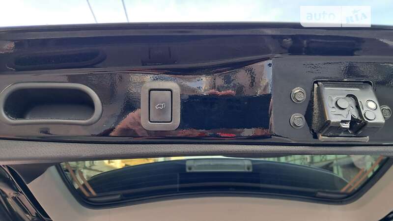 Внедорожник / Кроссовер Toyota Highlander 2015 в Одессе