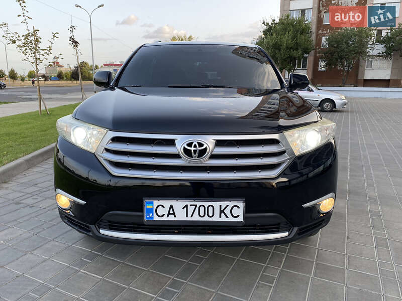 Позашляховик / Кросовер Toyota Highlander 2011 в Черкасах