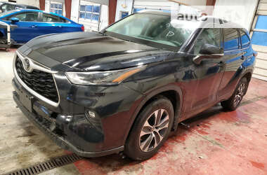 Toyota Highlander 2022