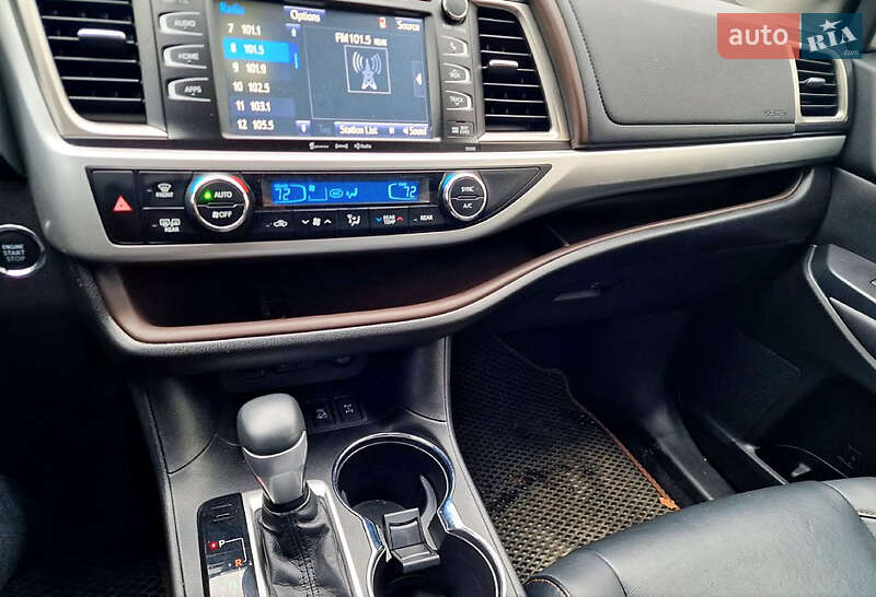 Позашляховик / Кросовер Toyota Highlander 2019 в Львові фото 5 Позашляховик / Кросовер Toyota Highlander 2019 в Львові