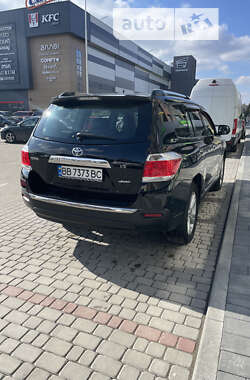 Позашляховик / Кросовер Toyota Highlander 2011 в Івано-Франківську