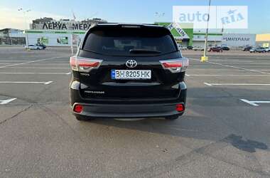 Позашляховик / Кросовер Toyota Highlander 2014 в Одесі