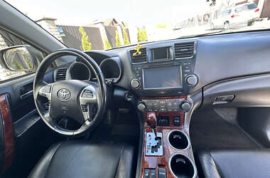 Внедорожник / Кроссовер Toyota Highlander 2012 в Виннице