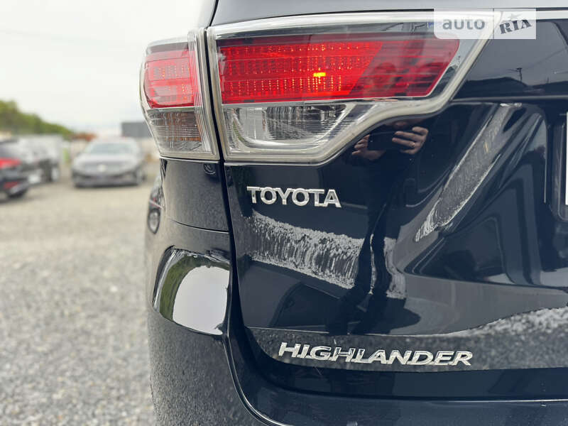 Внедорожник / Кроссовер Toyota Highlander 2014 в Мукачево