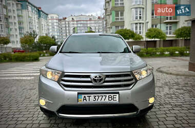 Позашляховик / Кросовер Toyota Highlander 2012 в Мукачевому