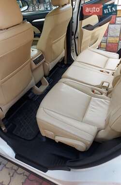 Позашляховик / Кросовер Toyota Highlander 2015 в Вінниці