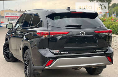 Внедорожник / Кроссовер Toyota Highlander 2023 в Днепре