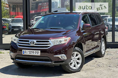 Внедорожник / Кроссовер Toyota Highlander 2013 в Киеве