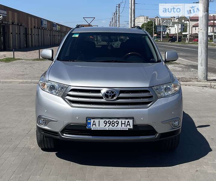 Позашляховик / Кросовер Toyota Highlander 2012 в Білій Церкві