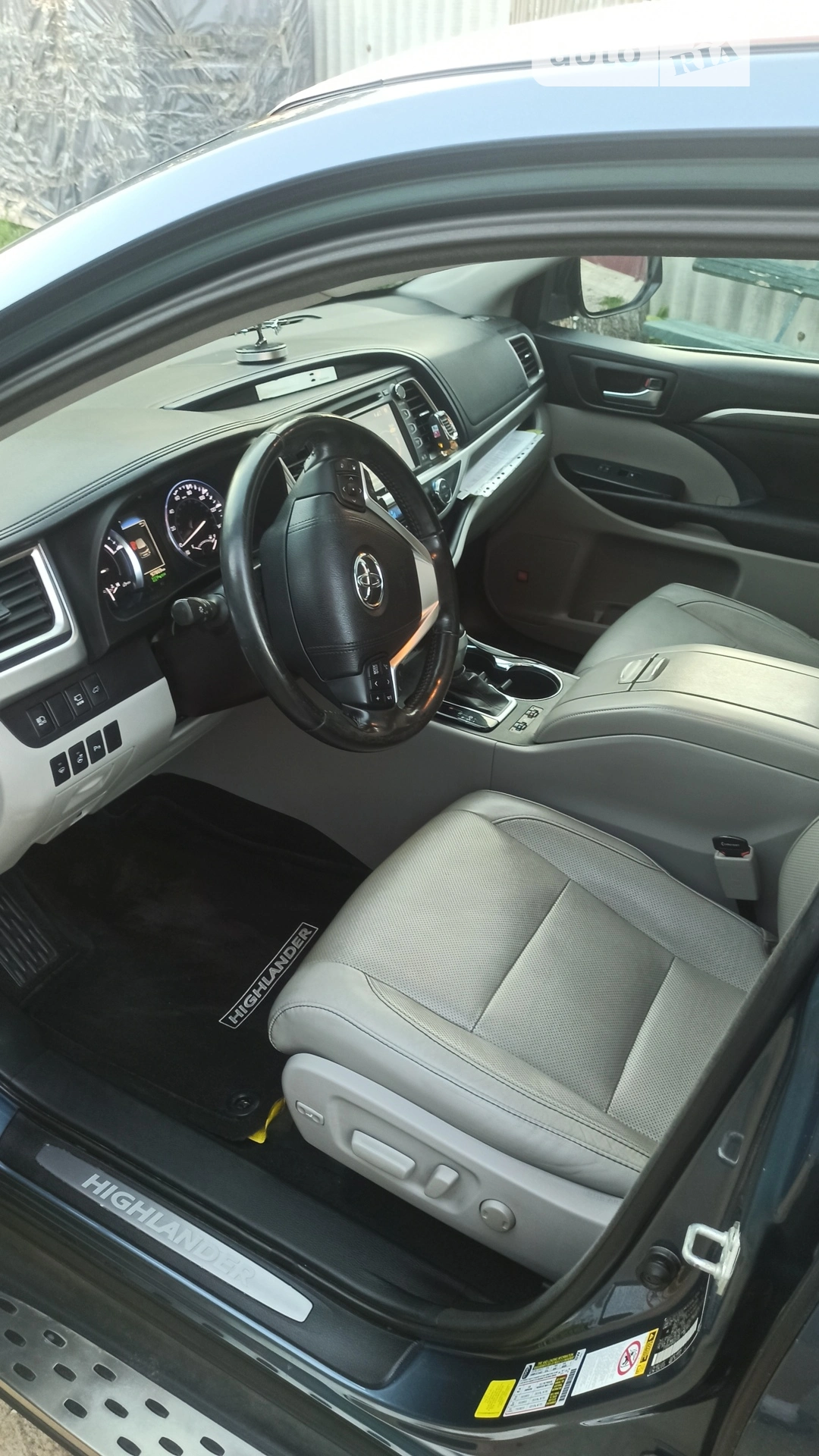 2017 Toyota Highlander - мініатюра 9