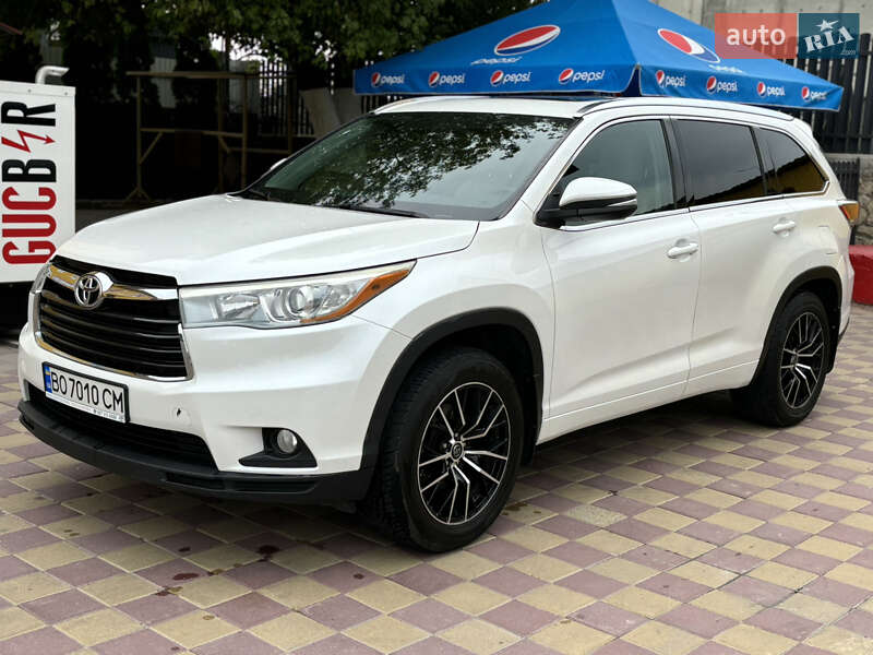 Внедорожник / Кроссовер Toyota Highlander 2015 в Тернополе