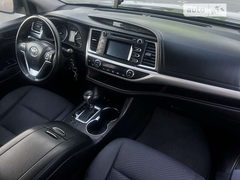 Внедорожник / Кроссовер Toyota Highlander 2014 в Одессе фото 33 Внедорожник / Кроссовер Toyota Highlander 2014 в Одессе