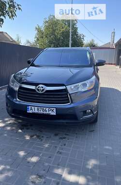 Внедорожник / Кроссовер Toyota Highlander 2015 в Переяславе