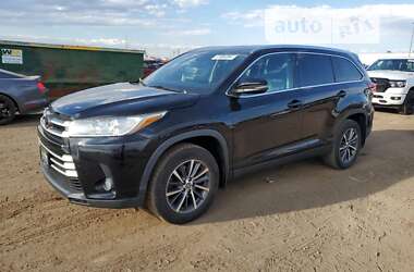 Toyota Highlander 2019