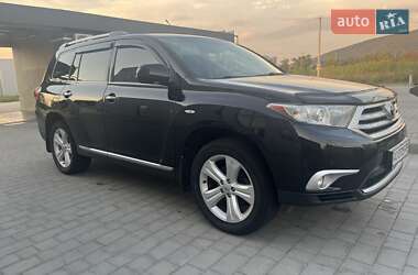 Внедорожник / Кроссовер Toyota Highlander 2013 в Виноградове