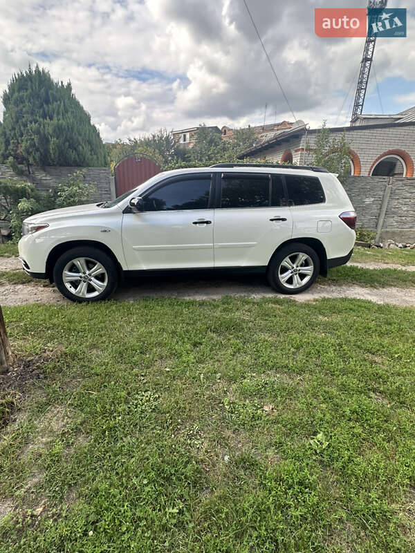 Внедорожник / Кроссовер Toyota Highlander 2010 в Нежине фото 4 Внедорожник / Кроссовер Toyota Highlander 2010 в Нежине